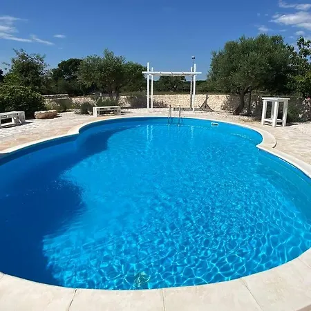 Trullo In Fabula Ad
